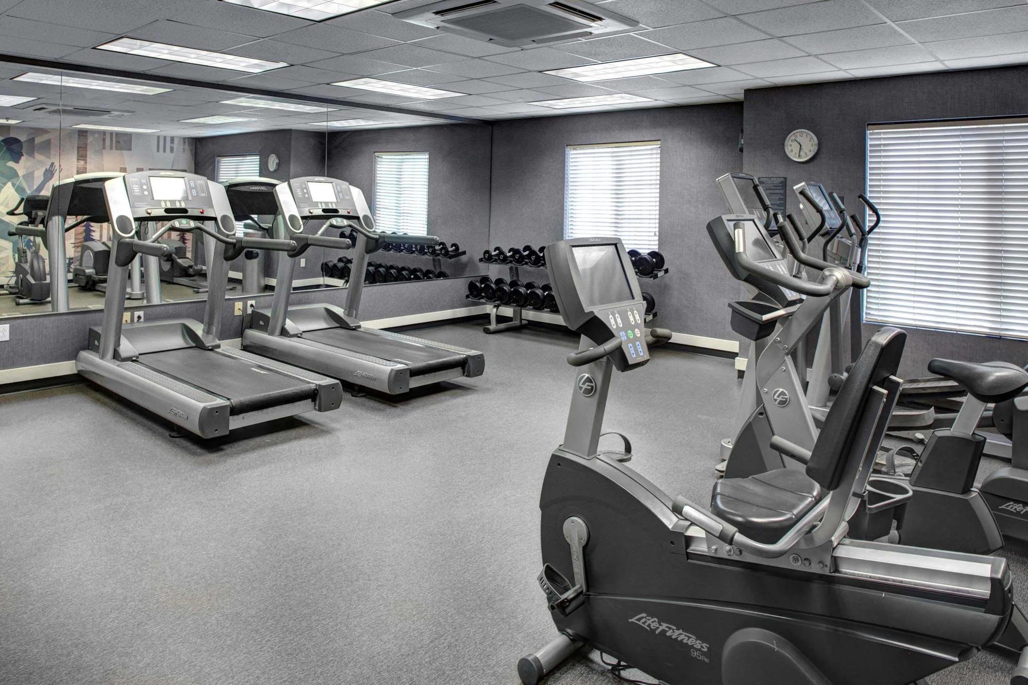 Hyatt House Fishkill-Poughkeepsie Hotel Ngoại thất bức ảnh